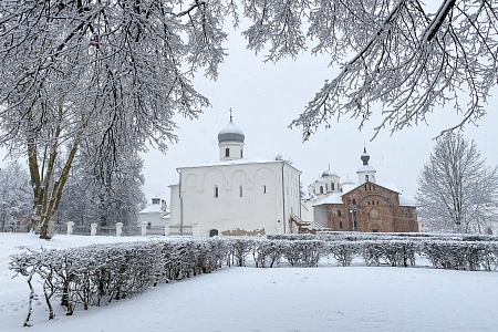 Великий Новгород завалило снегом (наконец-то!)